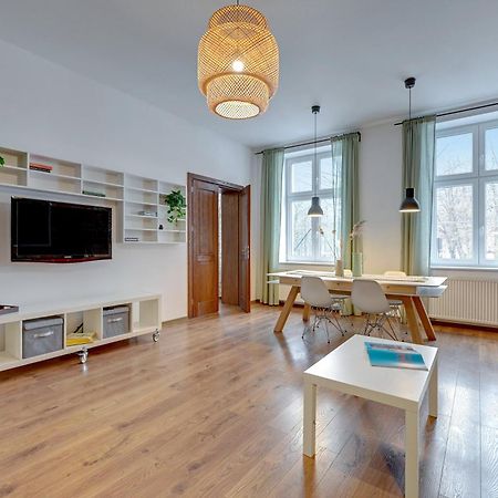 City Center, Art House & Family Stay By Downtown Apartments غدانسك المظهر الخارجي الصورة