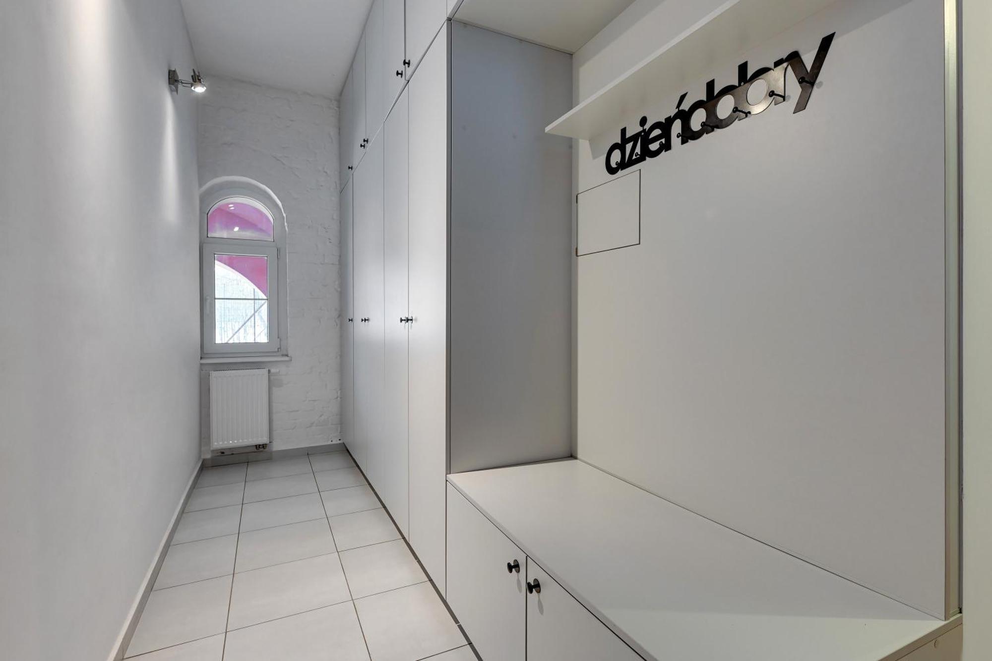 City Center, Art House & Family Stay By Downtown Apartments غدانسك المظهر الخارجي الصورة