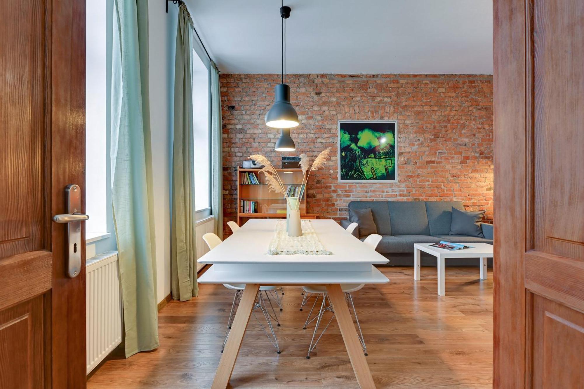 City Center, Art House & Family Stay By Downtown Apartments غدانسك المظهر الخارجي الصورة